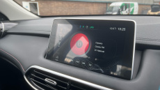 MG Hs 1.5 T-GDI Excite 5dr DCT Petrol Hatchback